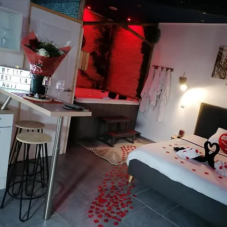 Belle Est La Nuit Frühstückspension Liévin