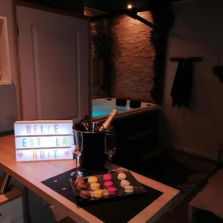 Belle Est La Nuit Frühstückspension